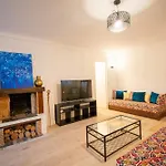 Wonderful Typical Paris Flat 3 Bedrooms / 6 Pax