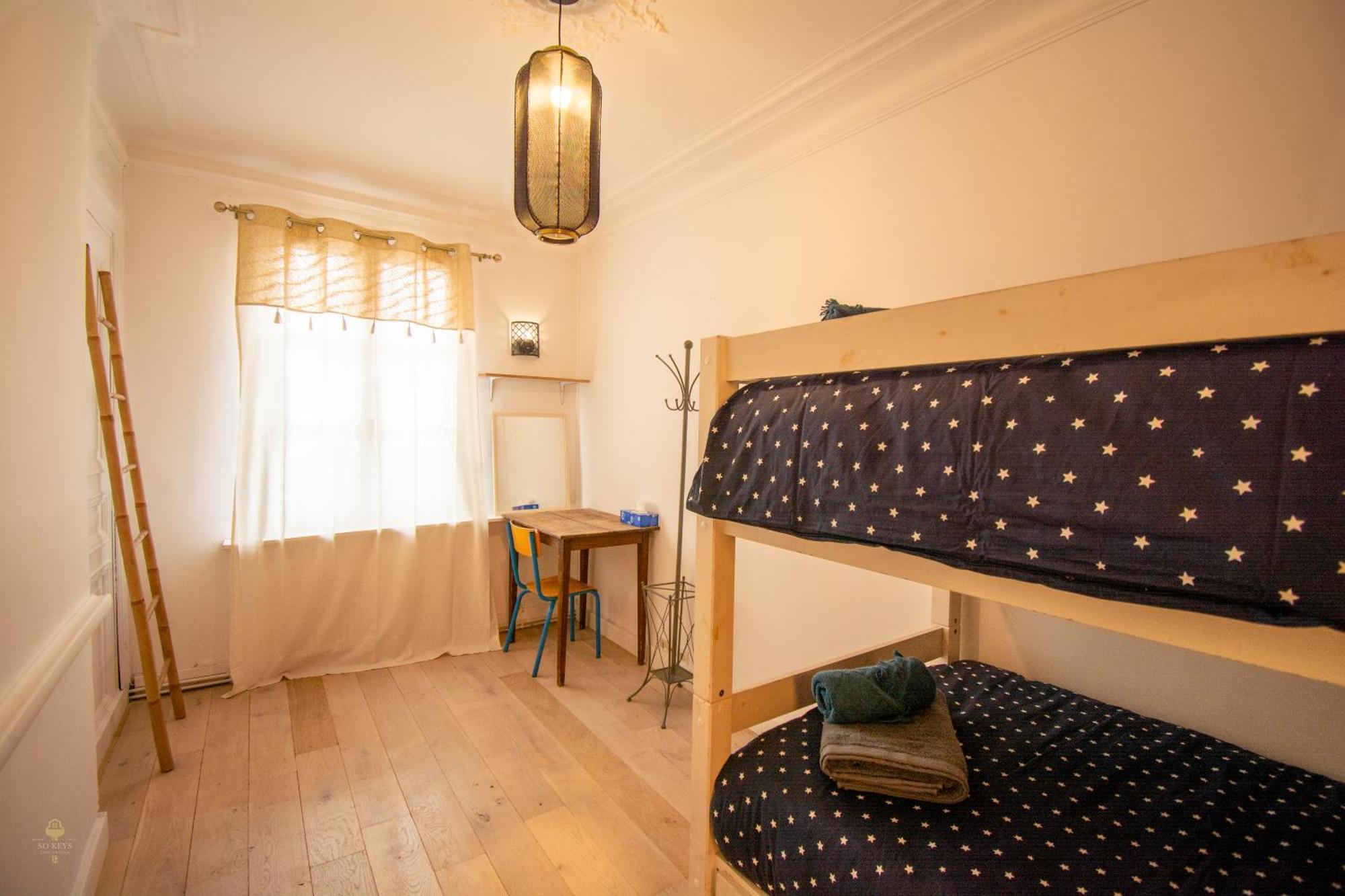 Wonderful Typical Flat 3 Bedrooms / 6 Pax *